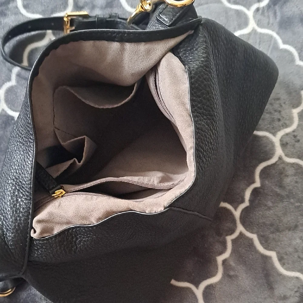 Vince Camuto Black Leather Crossbody Bag - Picture 15 of 15